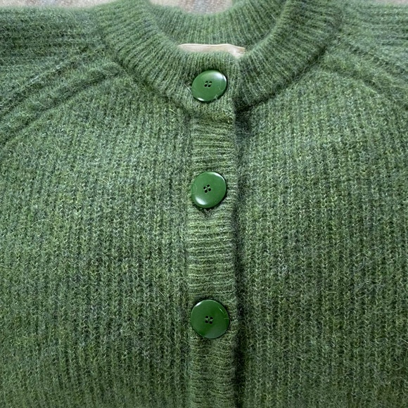 Sezane 'OTHELLO' in Soft Green 'like New' (XS) - Picture 1 of 10